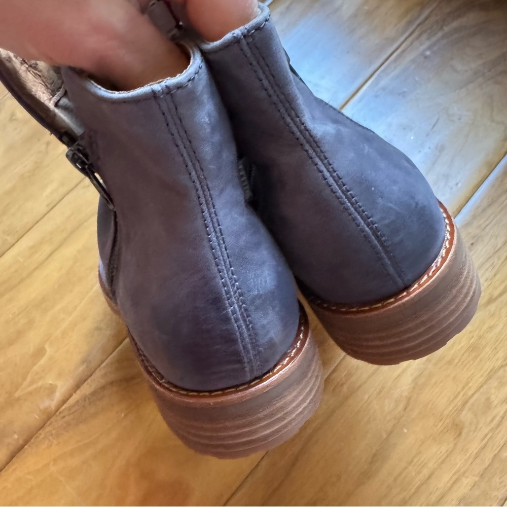 NWT Sofft Beckie II Leather Booties Color Storm Blue Sz 6,5 - Picture 16 of 16